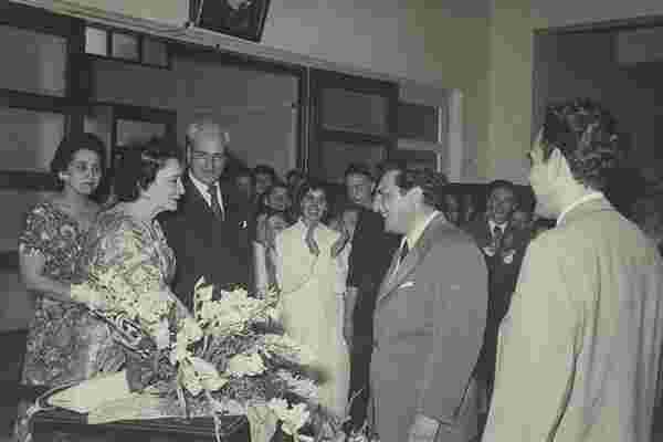 Juana_de_Ibarbourou_en_Durazno