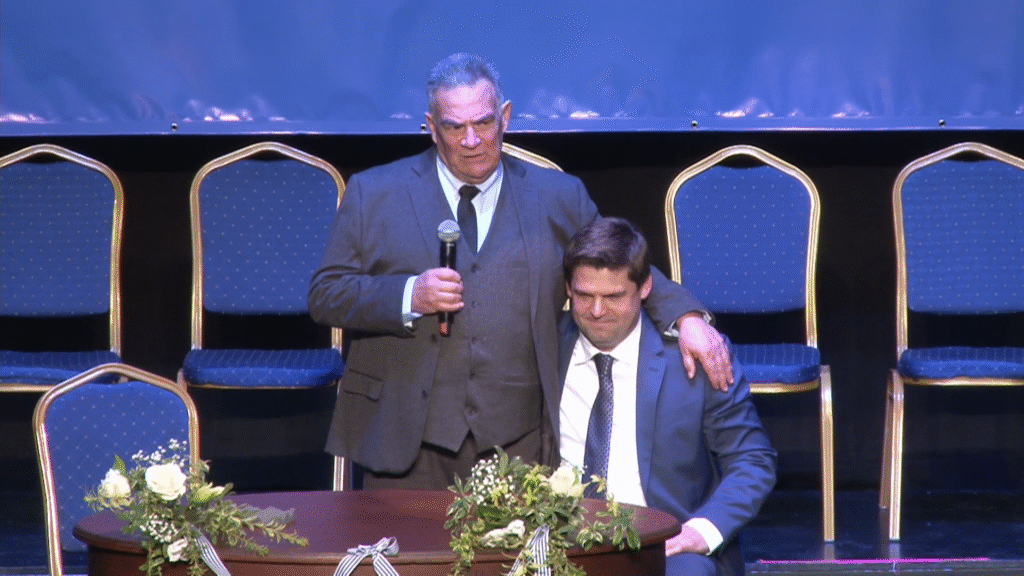 vlcsnap-2025-07-10-19h06m37s259