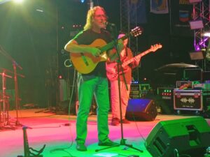 Imagen de WhatsApp 2025-12-13 a las 20.44.52_b4482a24