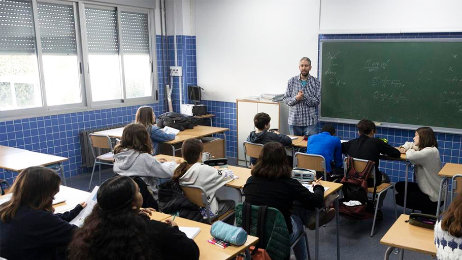 16 EDUCACION