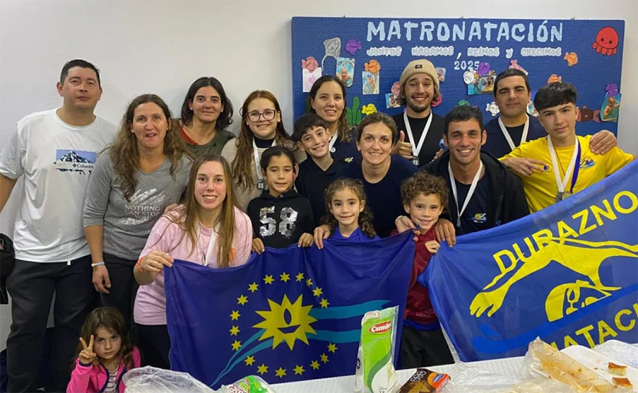 25 NATACION