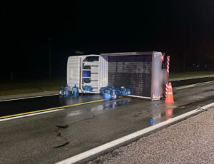 7 CAMION VUELCA