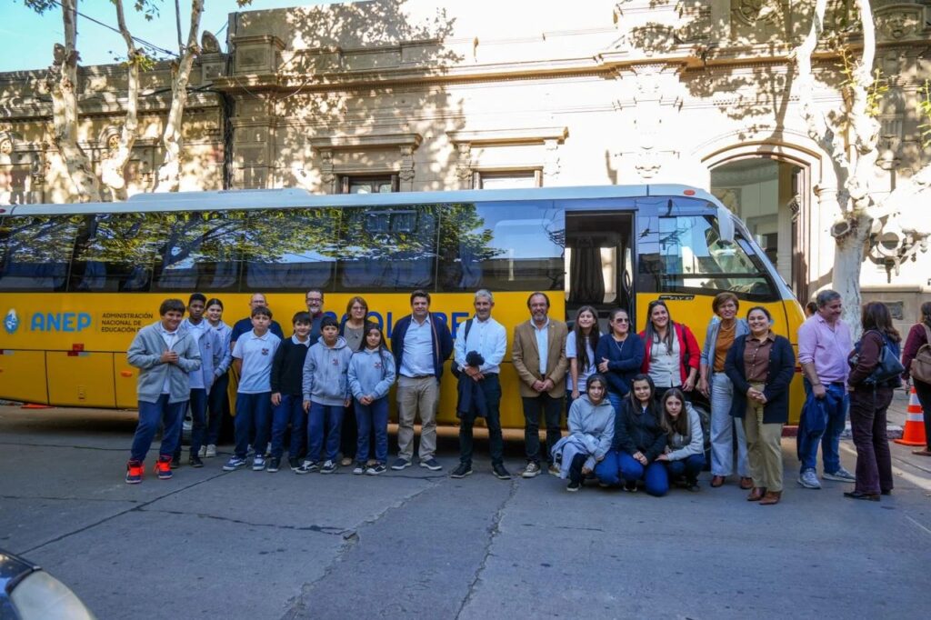 Transporte estudiantil