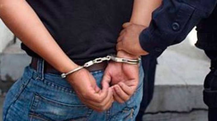 DETENIDO HURTO